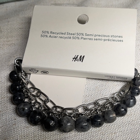 Mostly brand new 6 set bundle - Picture 5 of 10